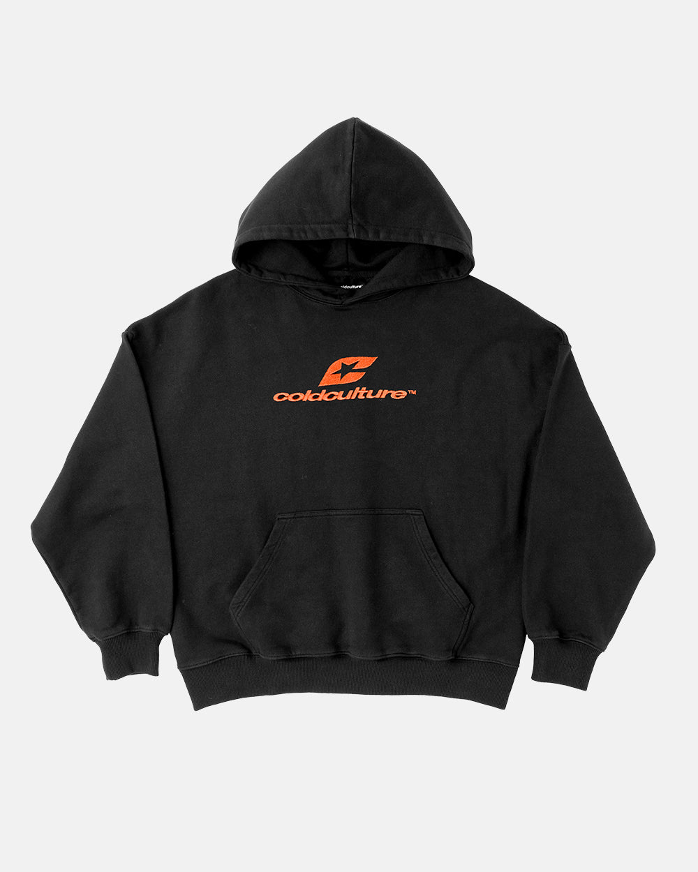 SUDADERA CON CAPUCHA CURVA NEGRA