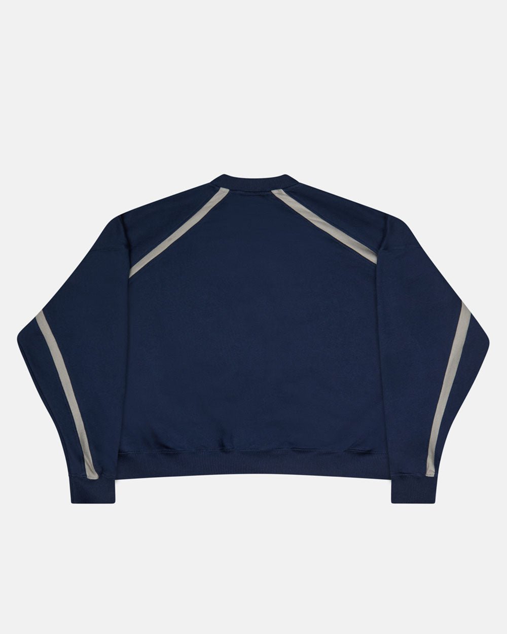 CUELLO REDONDO DETALLADO AZUL ÍNDIGO